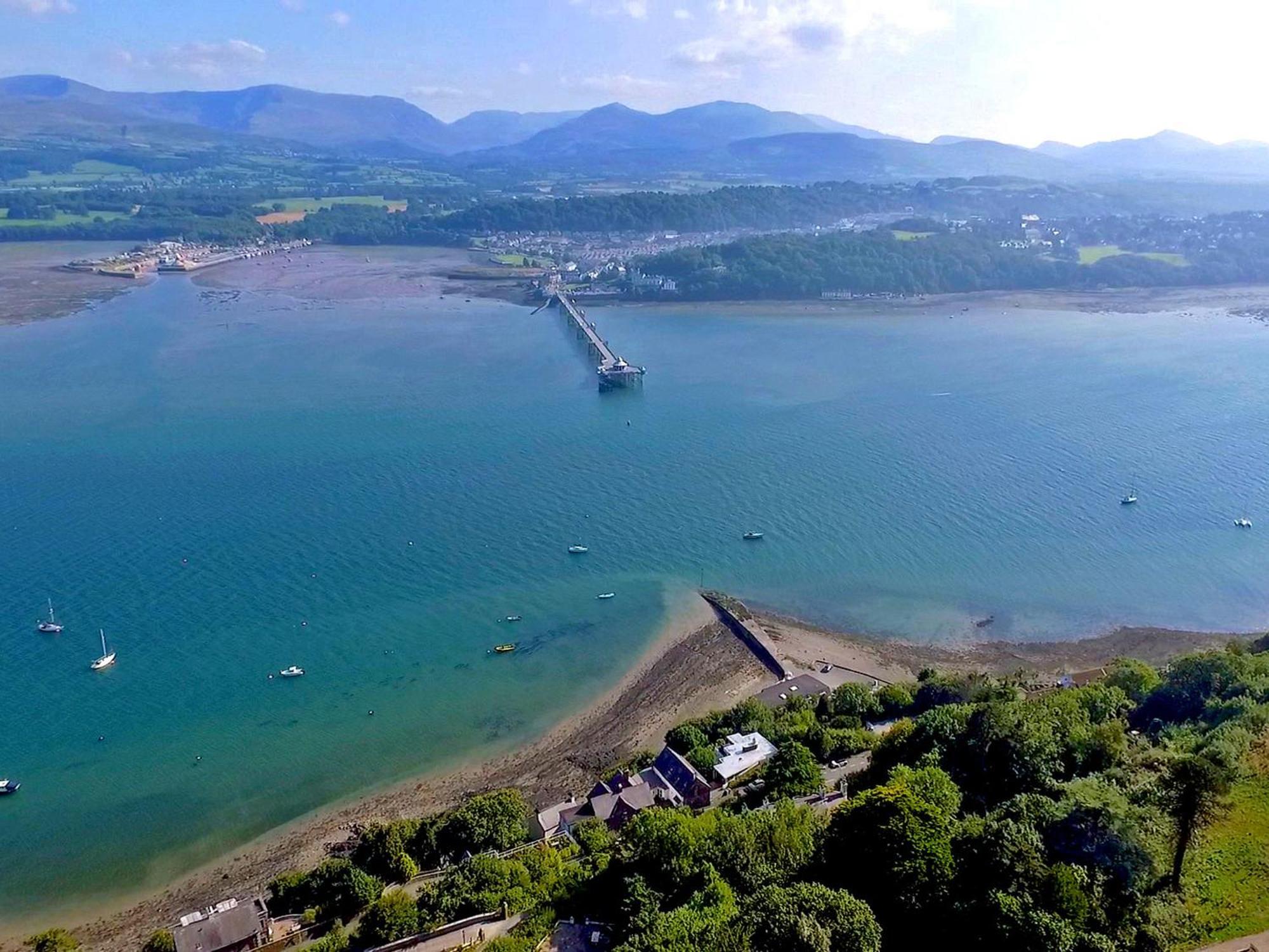 Bro Dawel Villa Beaumaris Bagian luar foto